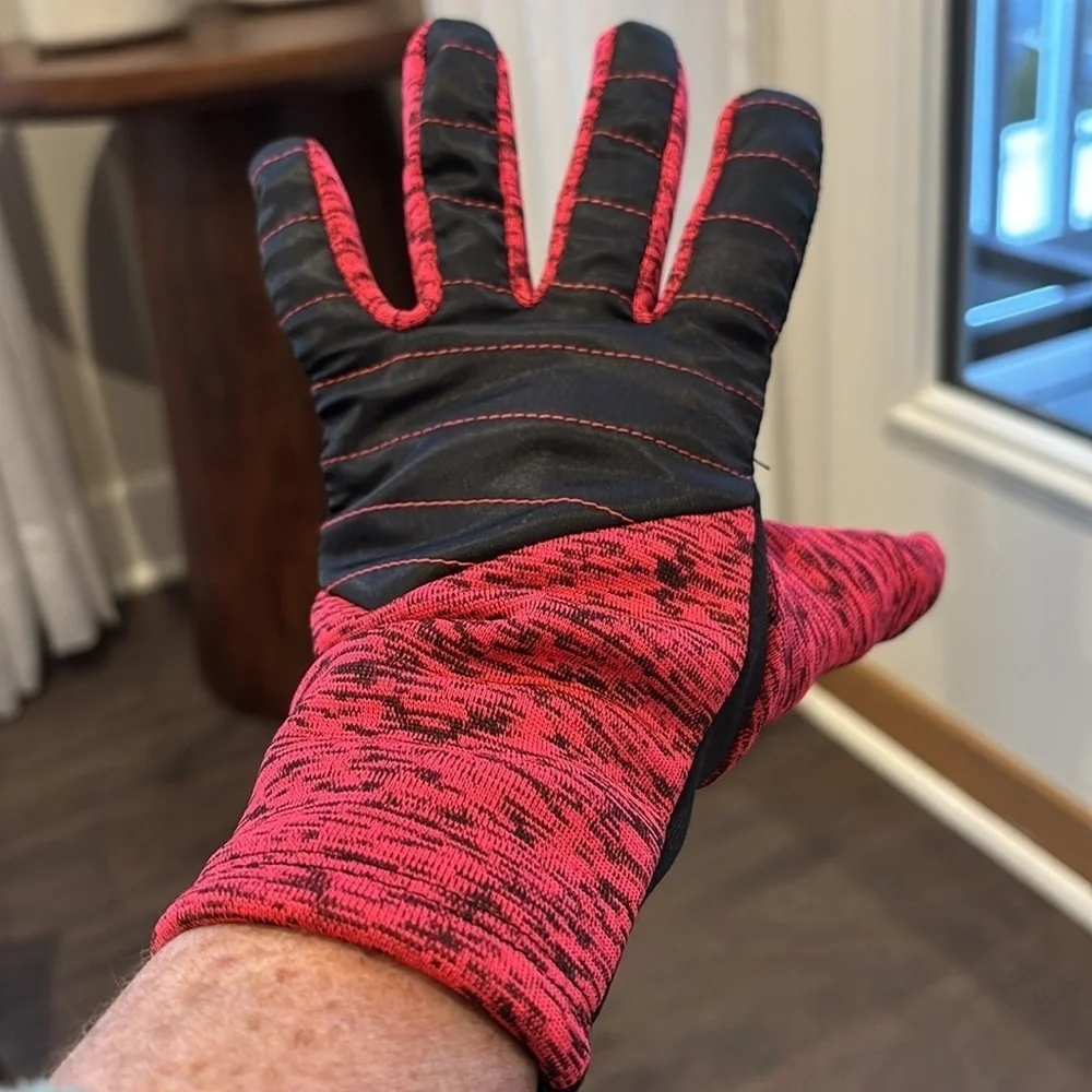 Igloo Pro Text Touch Sensitive Thermal CHR ceramic Heat Retention winter gloves
